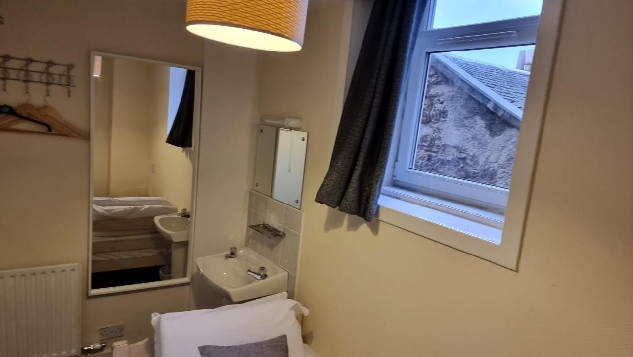 Hampton Court Guesthouse - City Centre غلاسغو المظهر الخارجي الصورة